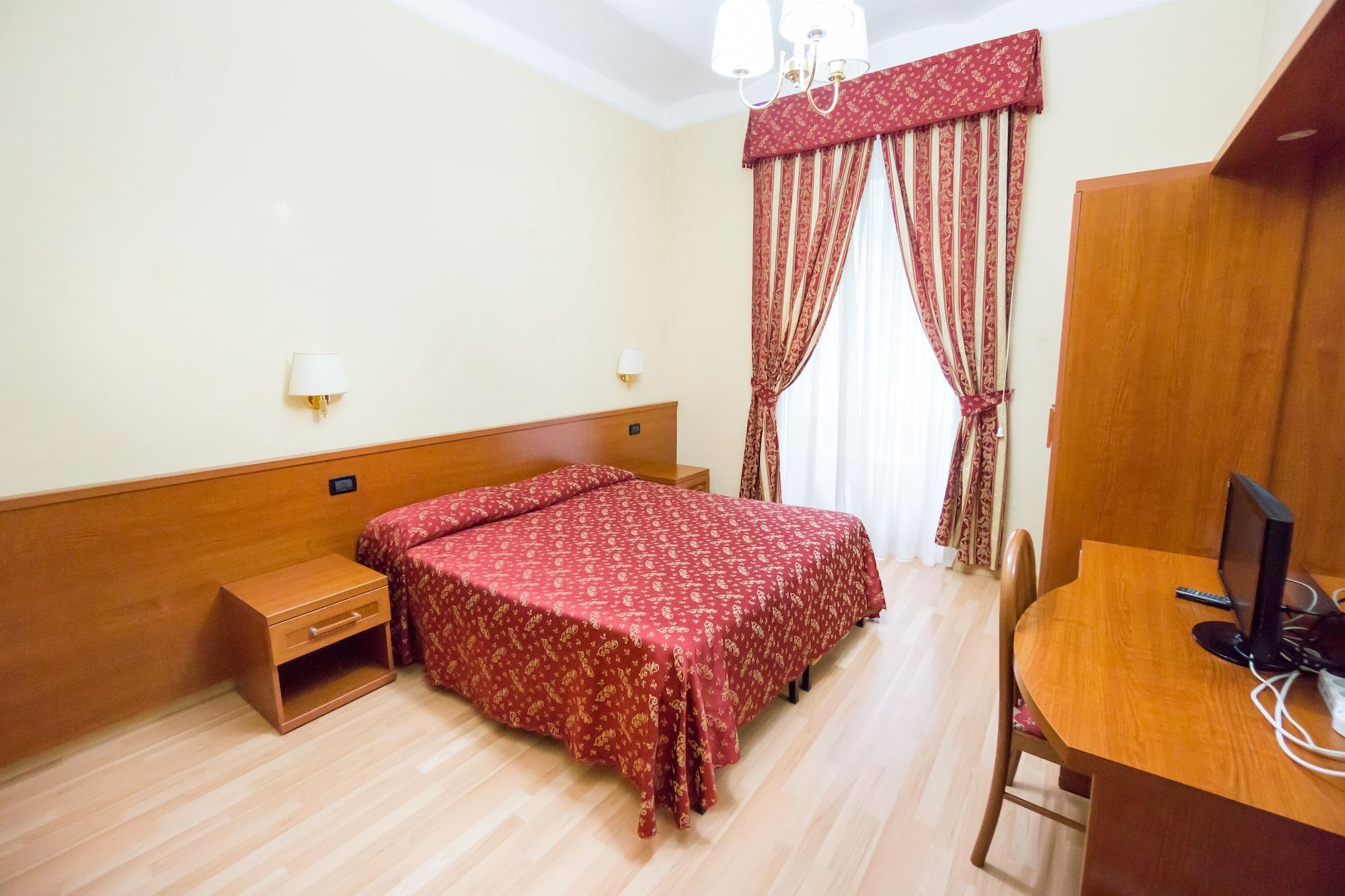 Funny Palace Hostel Рим Экстерьер фото