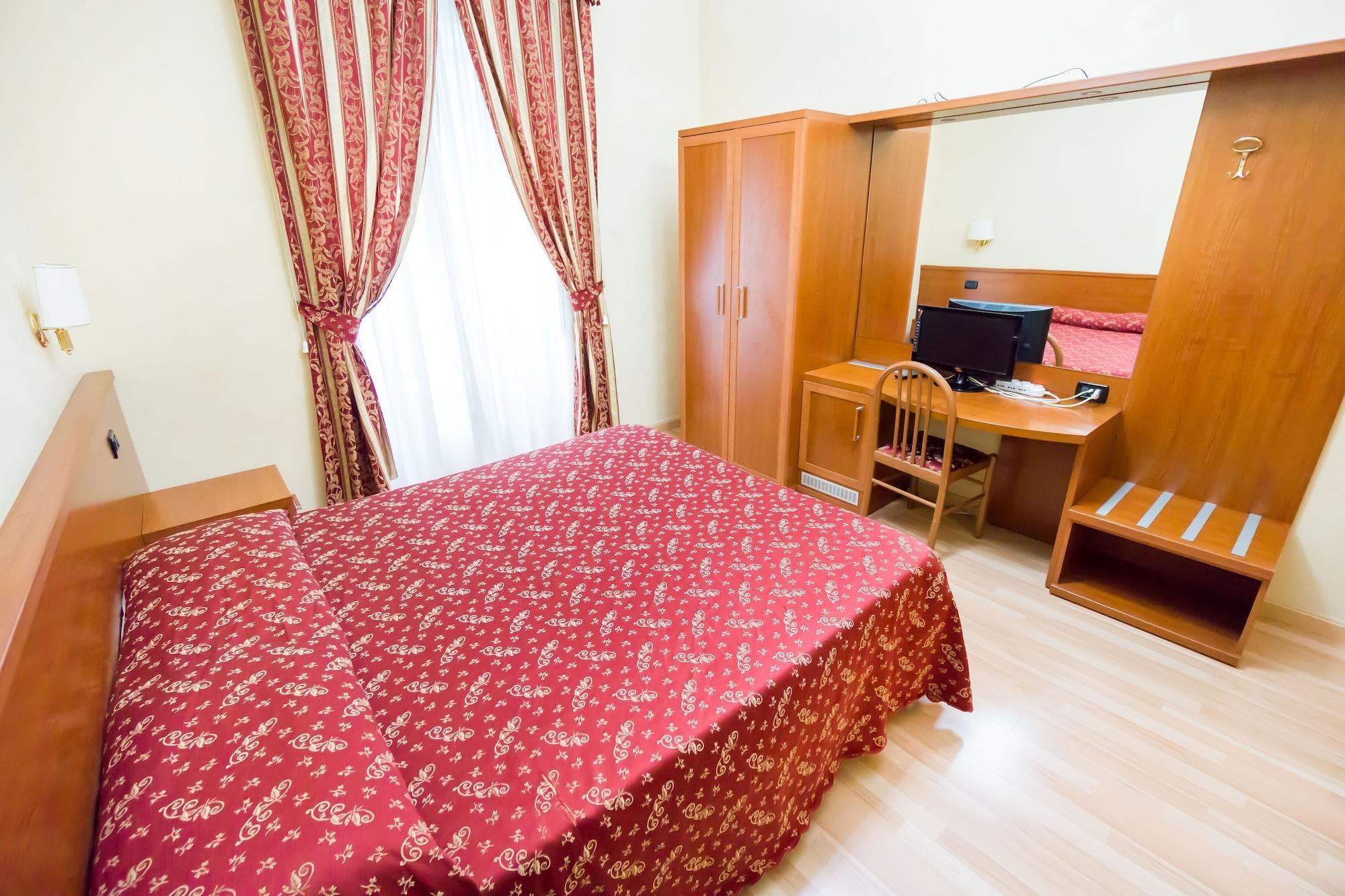 Funny Palace Hostel Рим Экстерьер фото